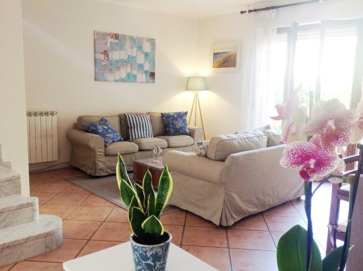 Casa Mario Dei Pini Villa เวียเรจโจ ภายนอก รูปภาพ