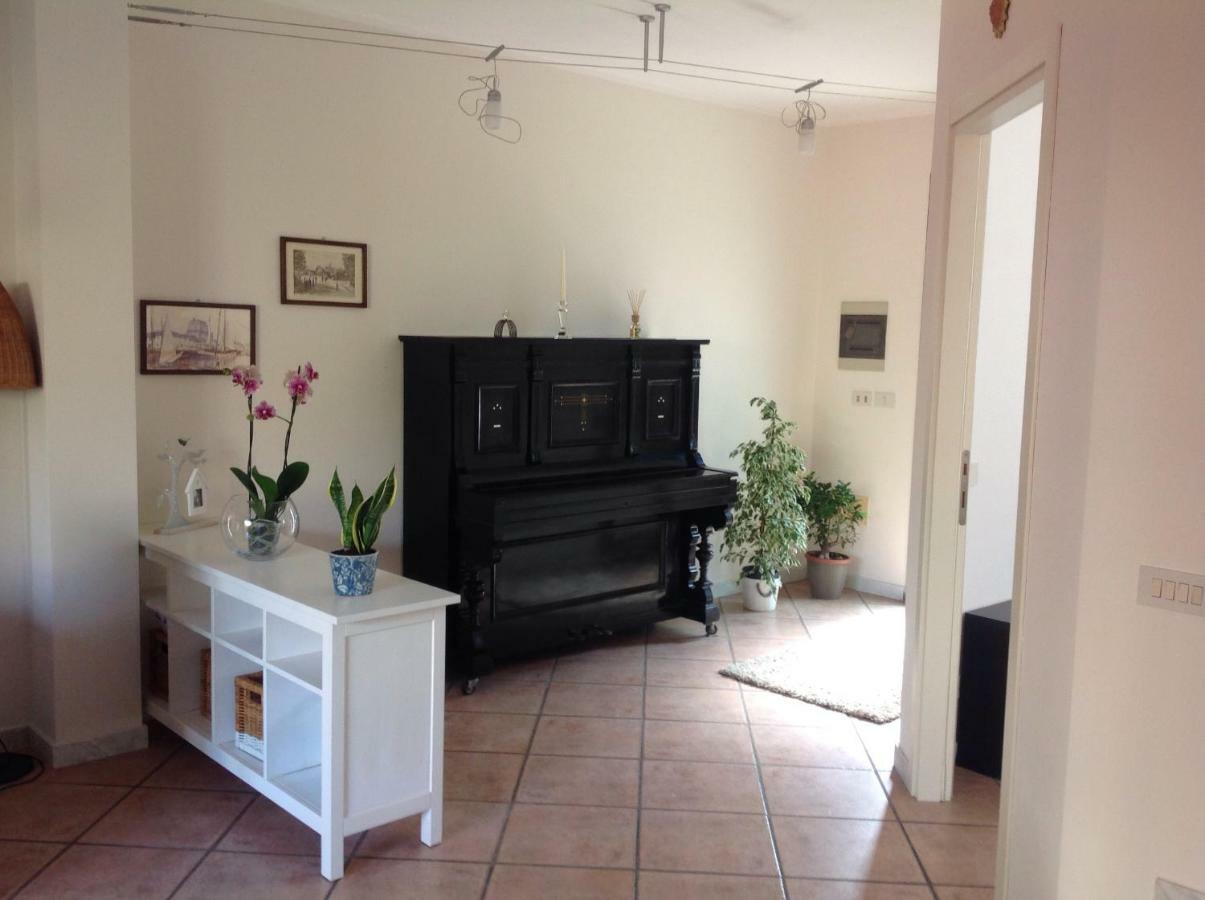Casa Mario Dei Pini Villa เวียเรจโจ ภายนอก รูปภาพ