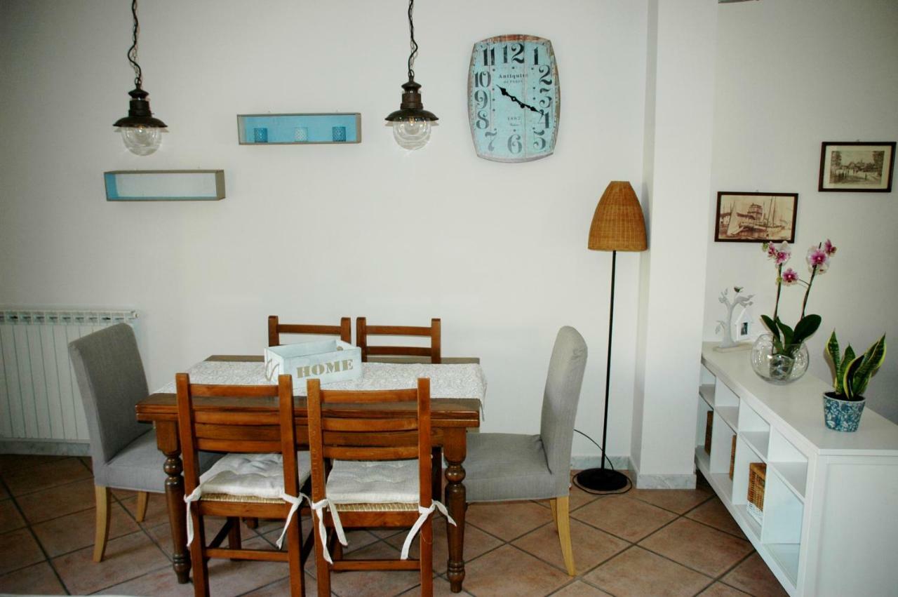 Casa Mario Dei Pini Villa เวียเรจโจ ภายนอก รูปภาพ