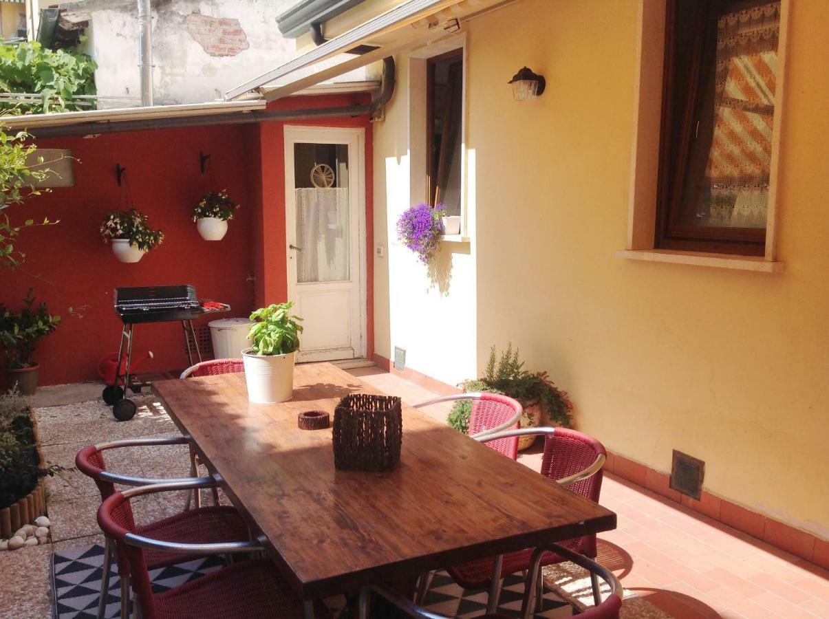 Casa Mario Dei Pini Villa เวียเรจโจ ภายนอก รูปภาพ