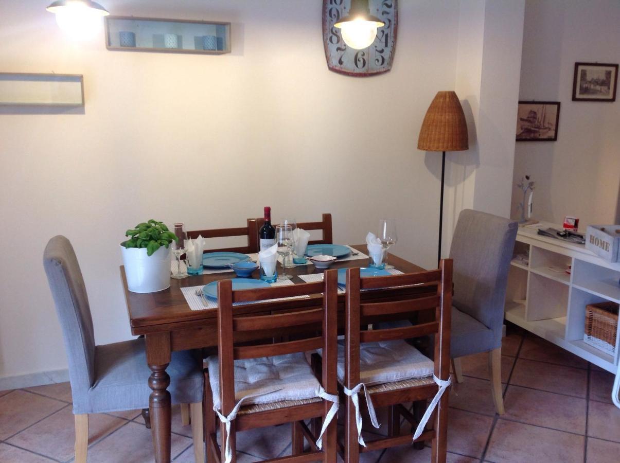 Casa Mario Dei Pini Villa เวียเรจโจ ภายนอก รูปภาพ